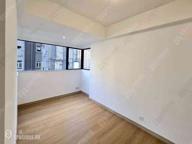 Mid Levels Central - 62B, Robinson Road 23