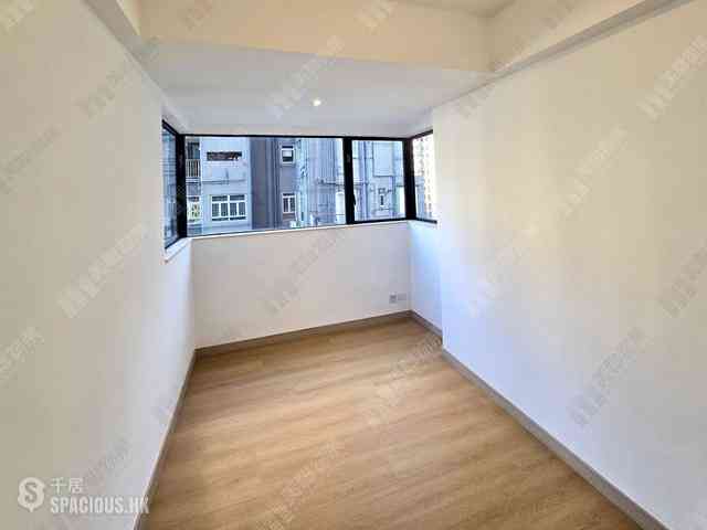 Mid Levels Central - 62B, Robinson Road 22