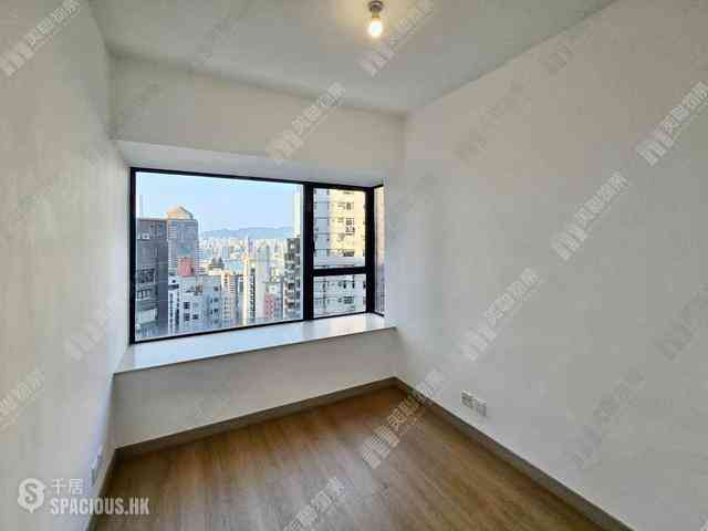 Mid Levels Central - 62B, Robinson Road 18
