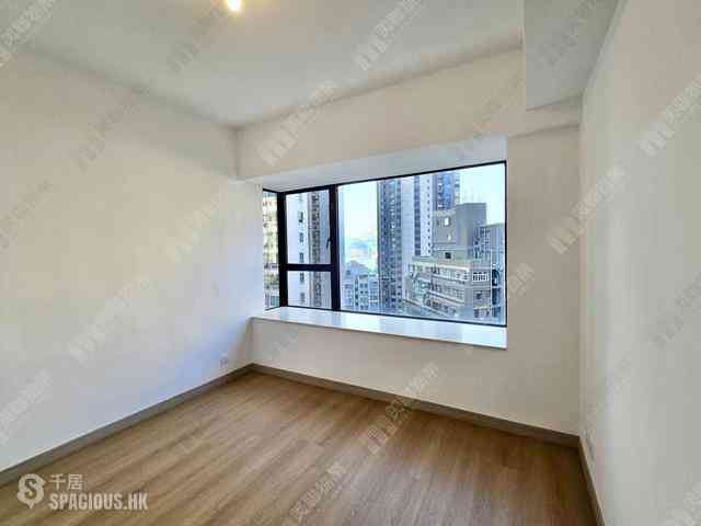 Mid Levels Central - 62B, Robinson Road 12