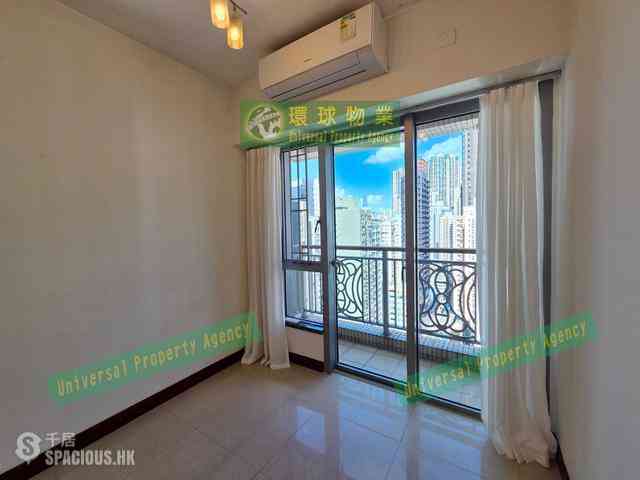 Kennedy Town - The Merton Tower 3 03