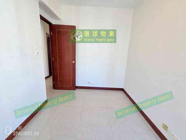 Kennedy Town - The Merton Tower 3 06