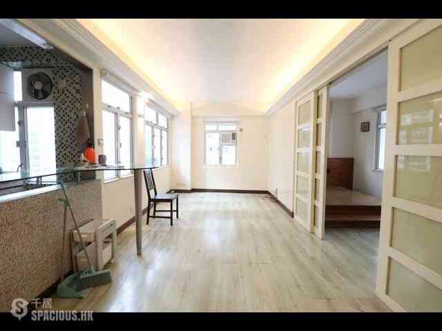 Wan Chai - Antung Building 01