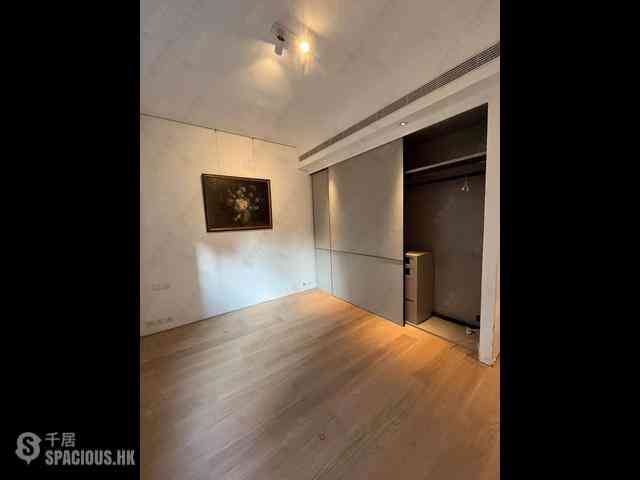 Mid Levels Central - Grosvenor House 03