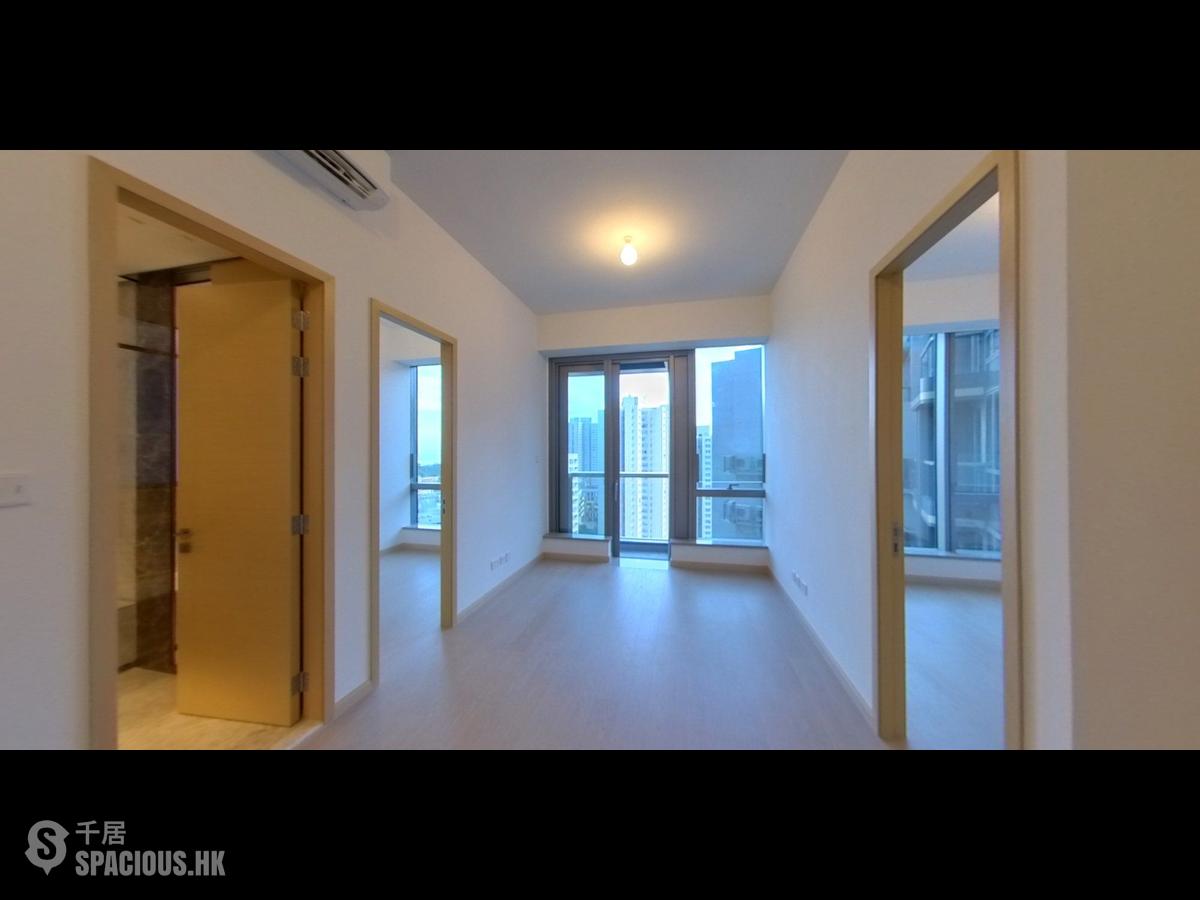 Wong Chuk Hang - The Southside Phase 2 La Marina Tower 2B 01