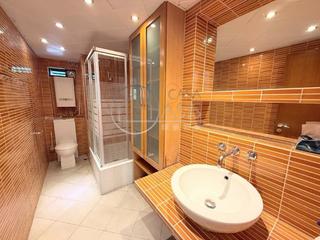 Mid Levels Central - Ivory Court 04