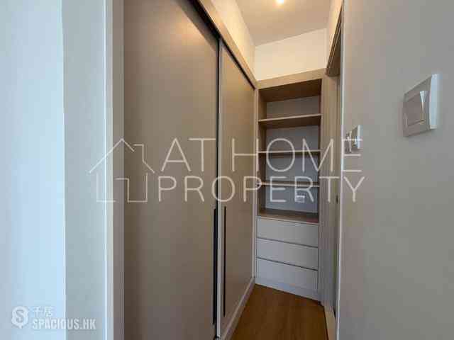 Mid Levels Central - 62B, Robinson Road 04