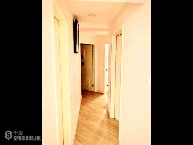 West Kowloon - The Waterfront Phase 1 Block 3 03