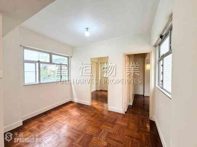 Mid Levels Central - Sun Fat Building 02
