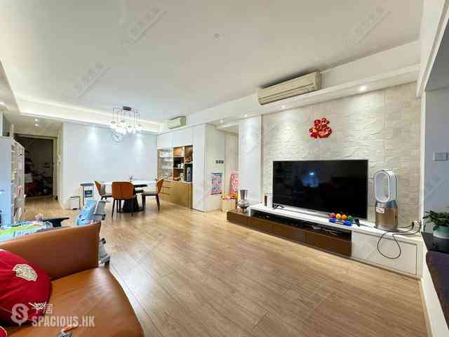 West Kowloon - Sorrento 11
