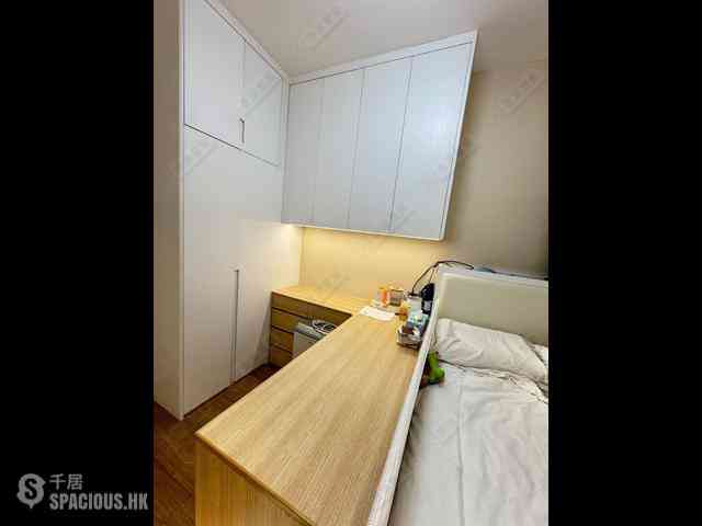 West Kowloon - Sorrento 14