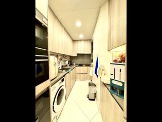 West Kowloon - Sorrento Phase 1 Block 3 13