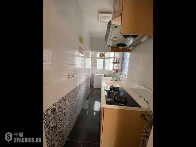 Mid Levels West - Cartwright Gardens 06