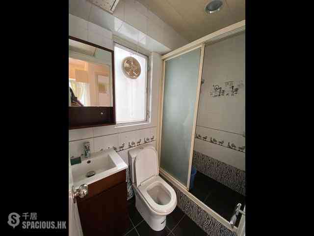 Mid Levels West - Cartwright Gardens 16