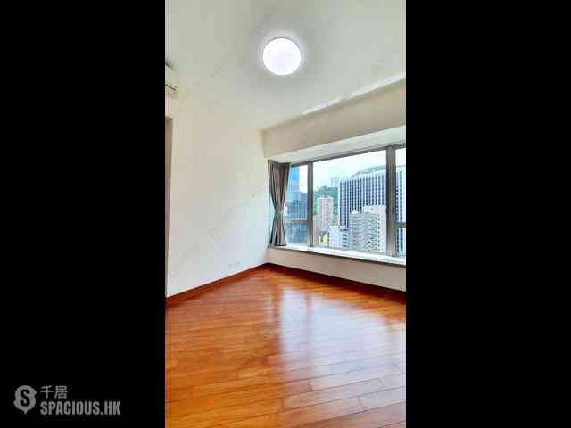 Wan Chai - The Avenue Phase 2 Block 1 04