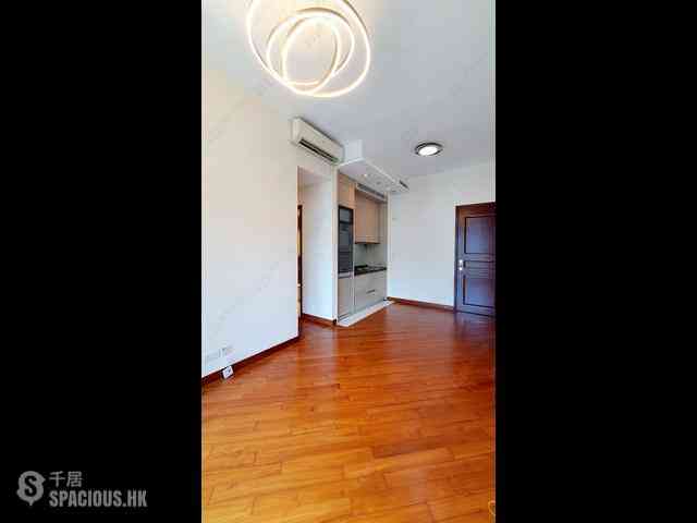Wan Chai - The Avenue Phase 2 Block 1 06
