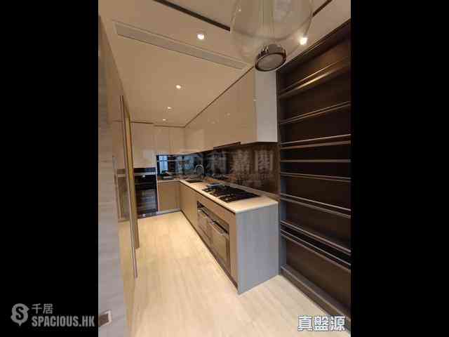 Wong Chuk Hang - The Southside Phase 1 Southland Tower 1A 02