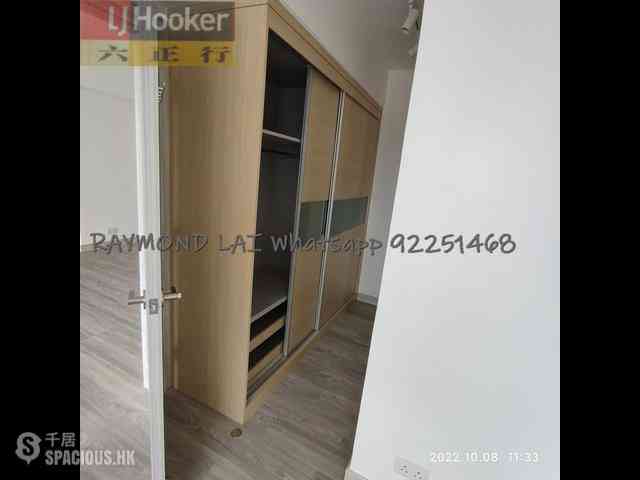 Mid Levels Central - 62B, Robinson Road 04