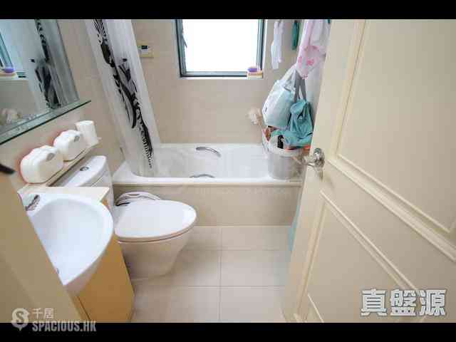 Tsim Sha Tsui - The Victoria Towers Tower 3 07