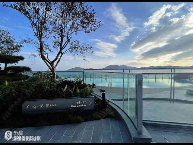 Ap Lei Chau - The Corniche 02