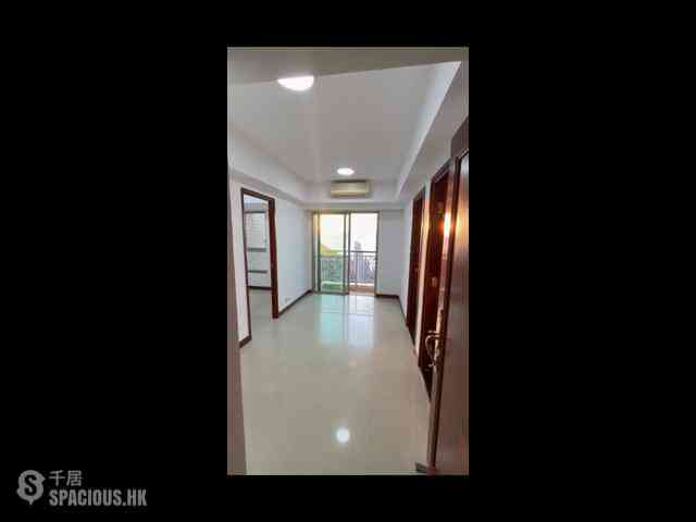Kennedy Town - The Merton Tower 3 03