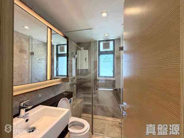Tseung Kwan O - The Wings Ocean Wings Block 8 11
