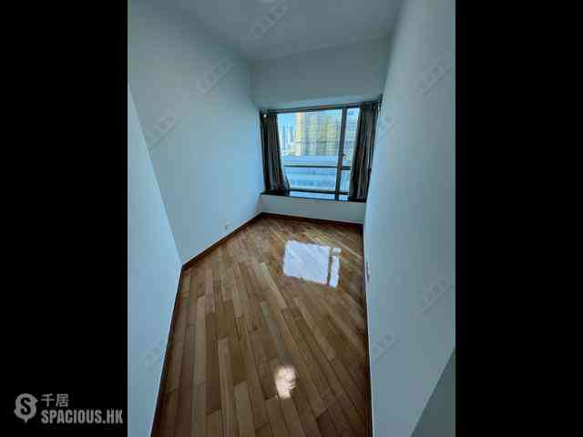 West Kowloon - Sorrento 11