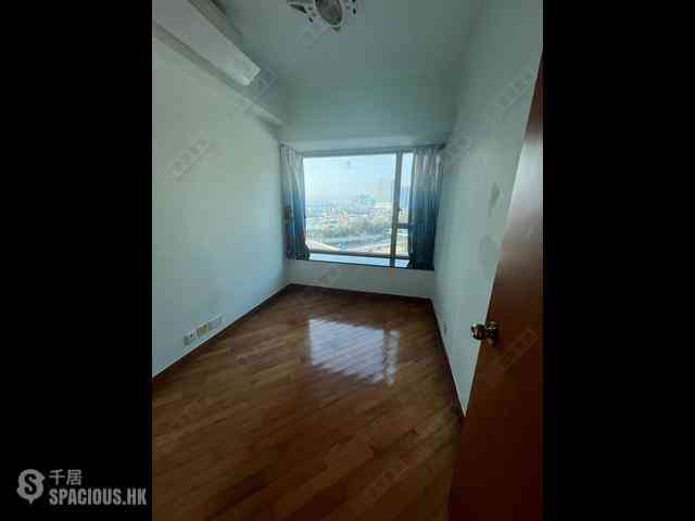 West Kowloon - Sorrento 12