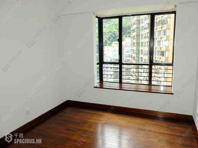 Mid Levels Central - Clovelly Court 04