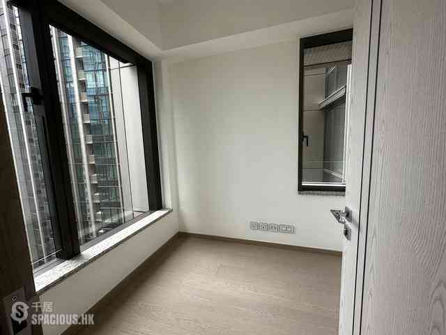 Wong Chuk Hang - The Southside Phase 3C Blue Coast II Tower 5 04