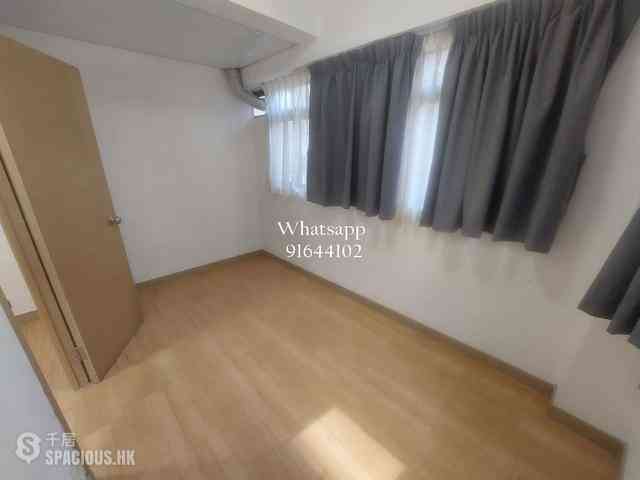 Central - 14, Gage Street 03