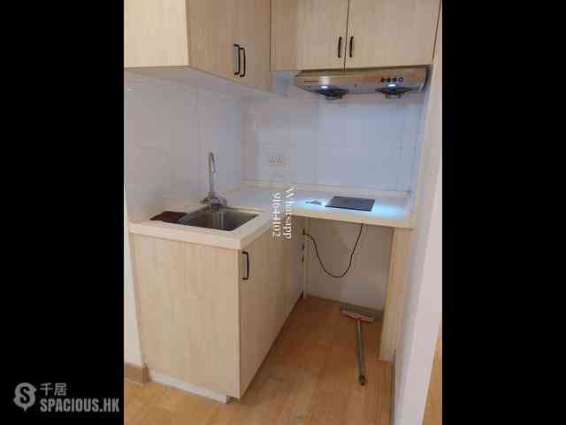 Central - 14, Gage Street 04