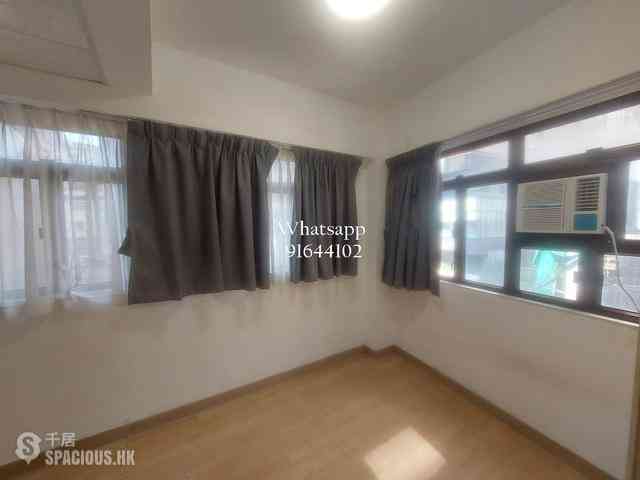 Central - 14, Gage Street 14