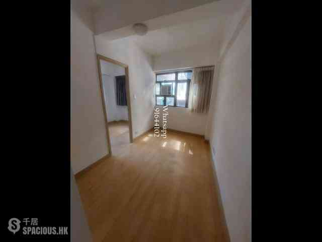 Central - 14, Gage Street 18