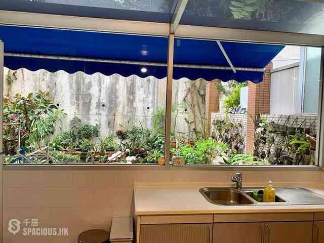 Chung Hom Kok - Cypresswaver Villas 05