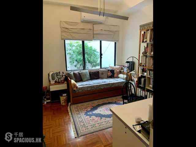 Chung Hom Kok - Cypresswaver Villas 07