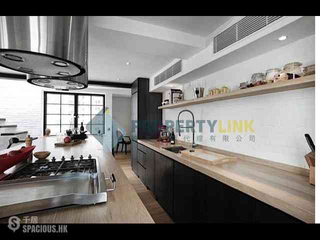 Sai Ying Pun - Wing Cheung Court 07
