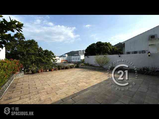 Discovery Bay - Discovery Bay Phase 1 Beach Village Headland Drive 03