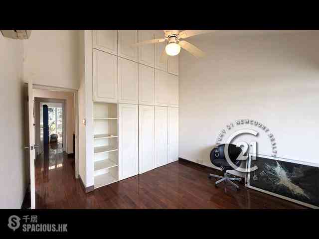 Discovery Bay - Discovery Bay Phase 1 Beach Village Headland Drive 14
