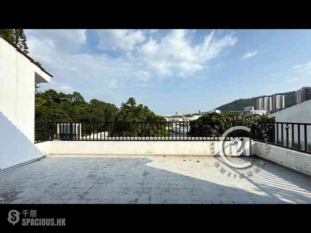 Discovery Bay - Discovery Bay Phase 1 Beach Village Headland Drive 21