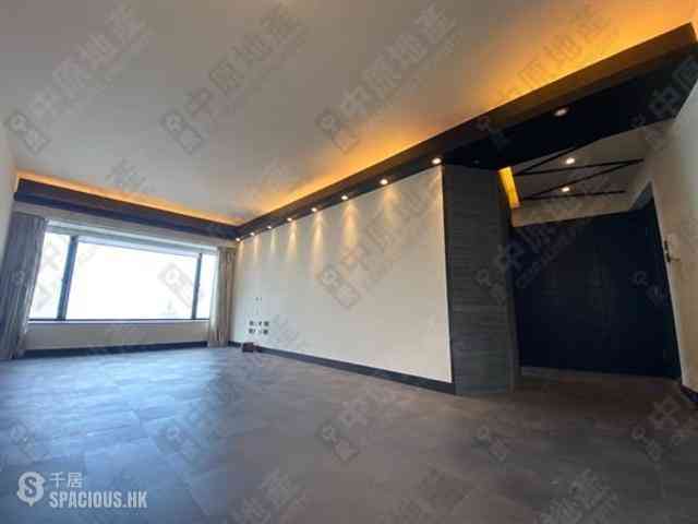 Mid Levels Central - The Grand Panorama Block 3 02