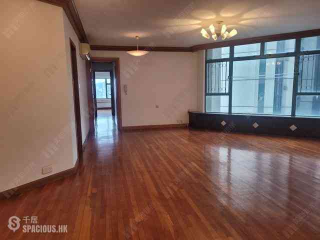 Mid Levels Central - Robinson Place 03