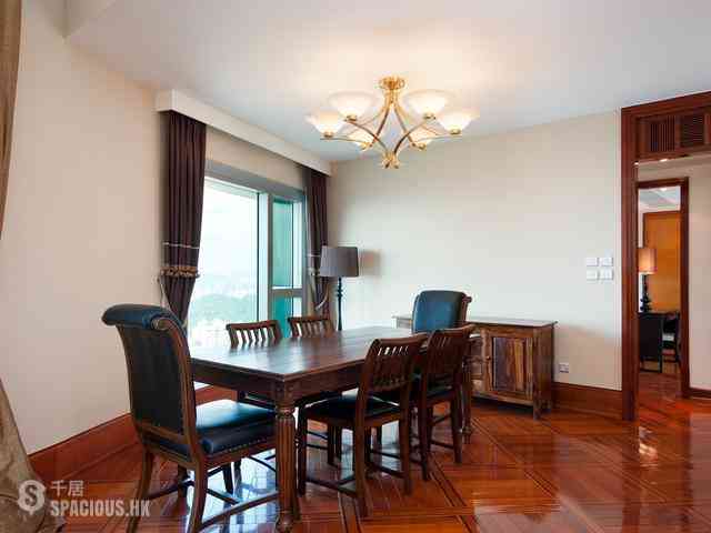 Stubbs Road - The Summit 04