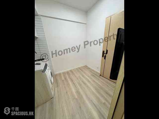 Causeway Bay - Hoi Deen Court 04