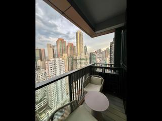 Sai Ying Pun - The Queens 06