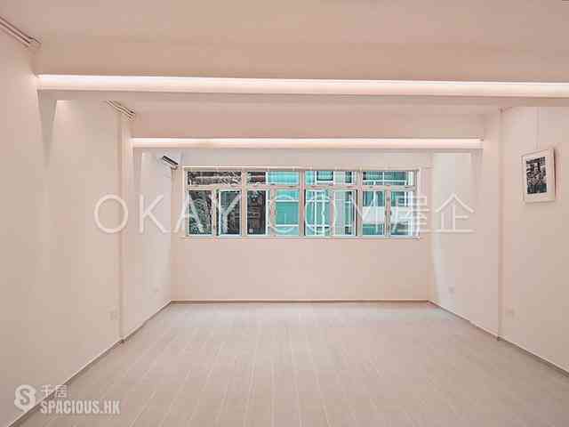 Wan Chai - 12, Sik On Street 01