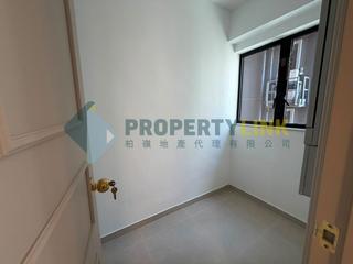 Mid Levels Central - 62B, Robinson Road 16
