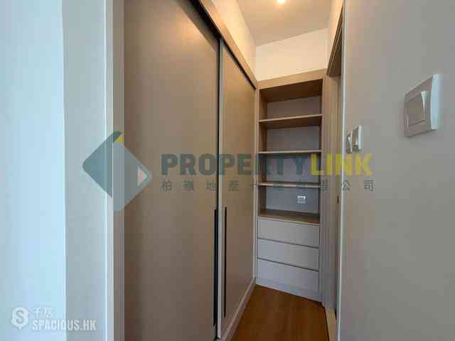 Mid Levels Central - 62B, Robinson Road 12