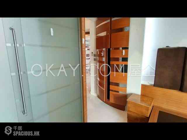 West Kowloon - Sorrento 09