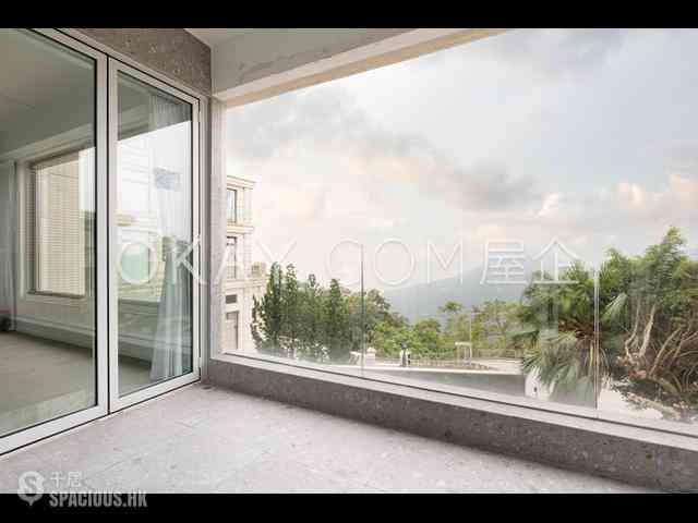 The Peak - Vivian Court 06